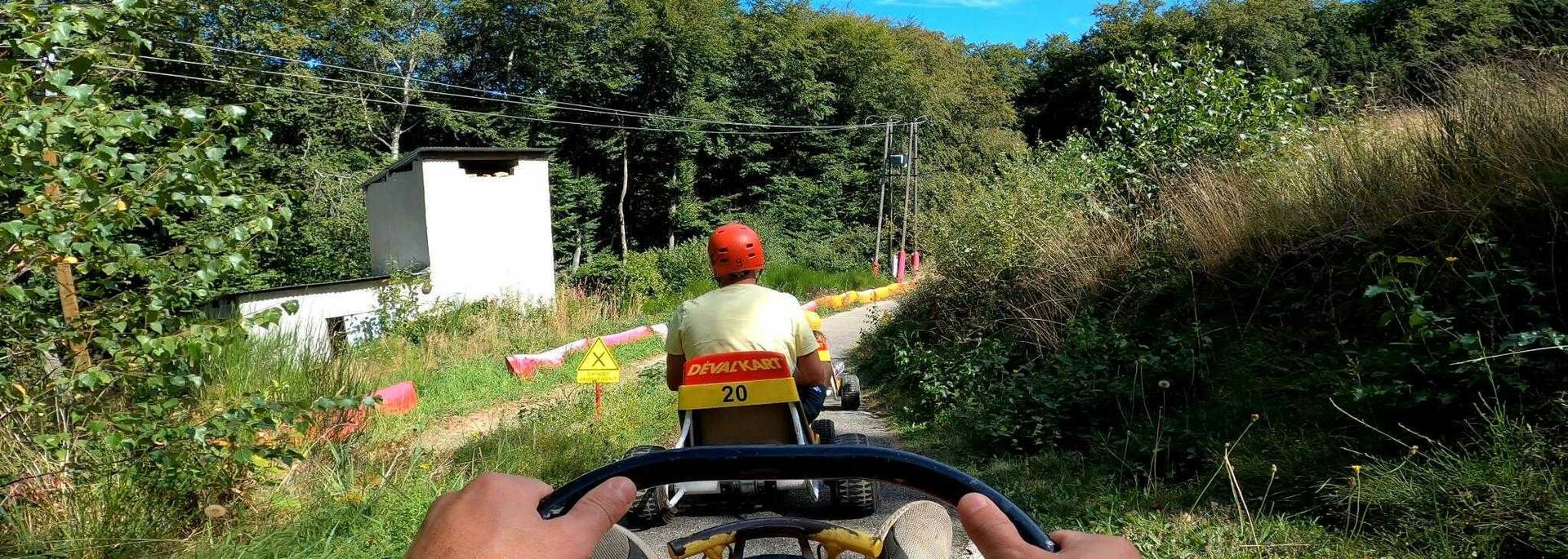 On a testé le dévalkart dans le Pilat !