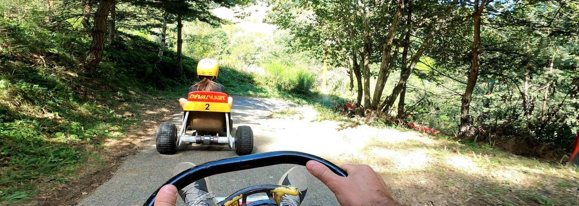On a testé le dévalkart dans le Pilat !