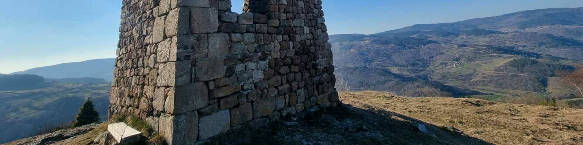 Le sentier des ruines à Burdignes